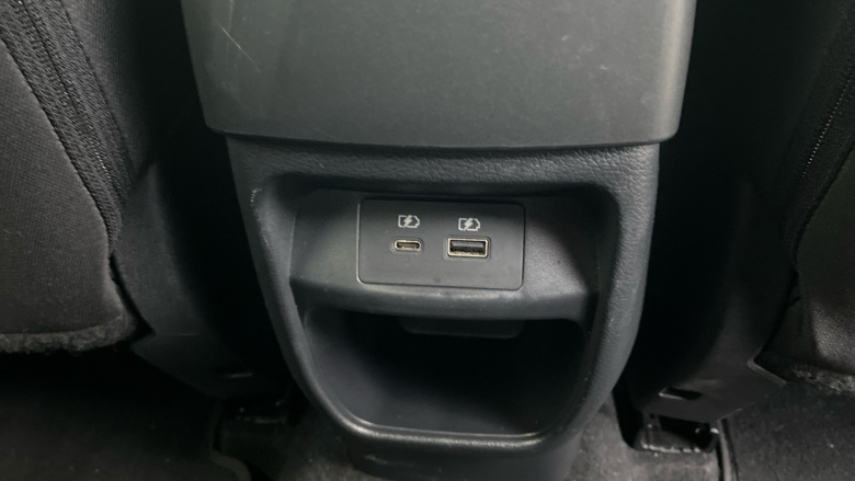 Nissan Juke 1.0 DiG-T N-Connecta 5dr DCT Petrol Hatchback